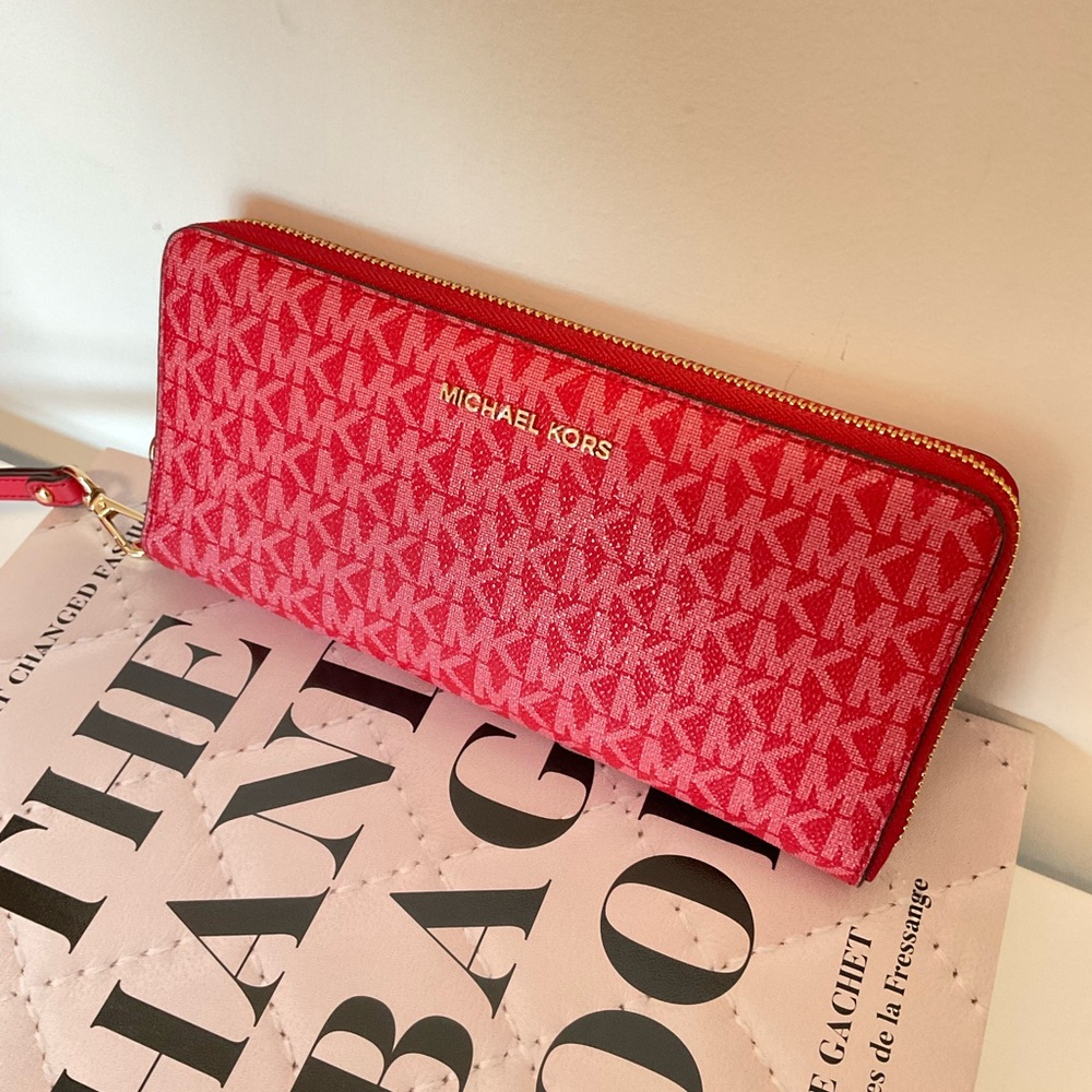 Michael Michael Kors Crimson Red Continental Logo Wallet - Picture 2 of 3